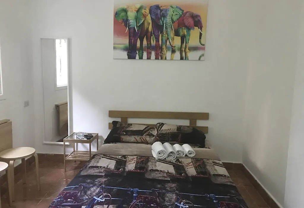 Netanya Motel Pierre-1
